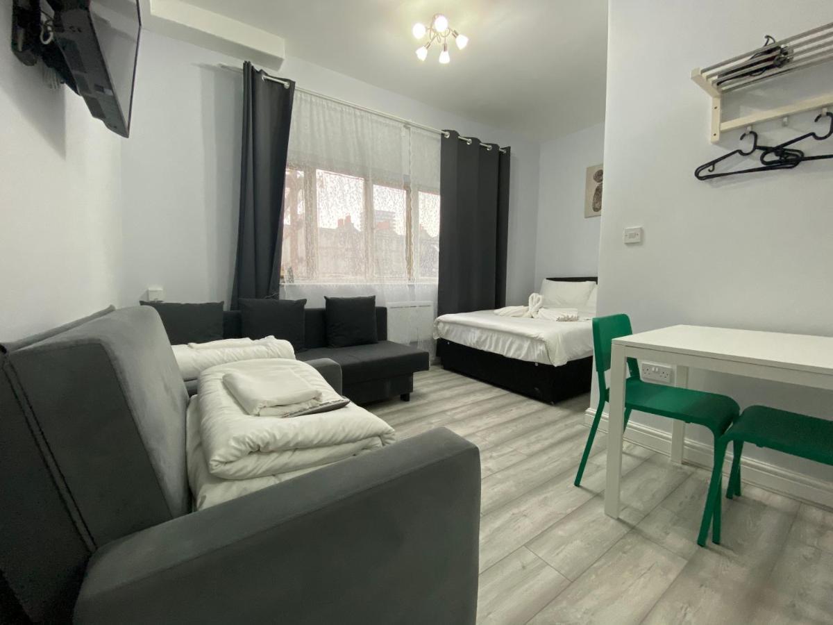 Comfortable - Cosy - Budget Studios In City Center London Exterior photo