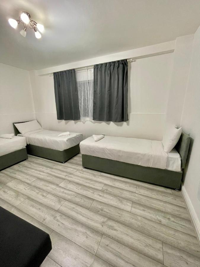 Comfortable - Cosy - Budget Studios In City Center London Exterior photo