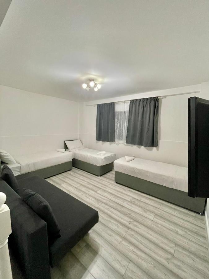 Comfortable - Cosy - Budget Studios In City Center London Exterior photo