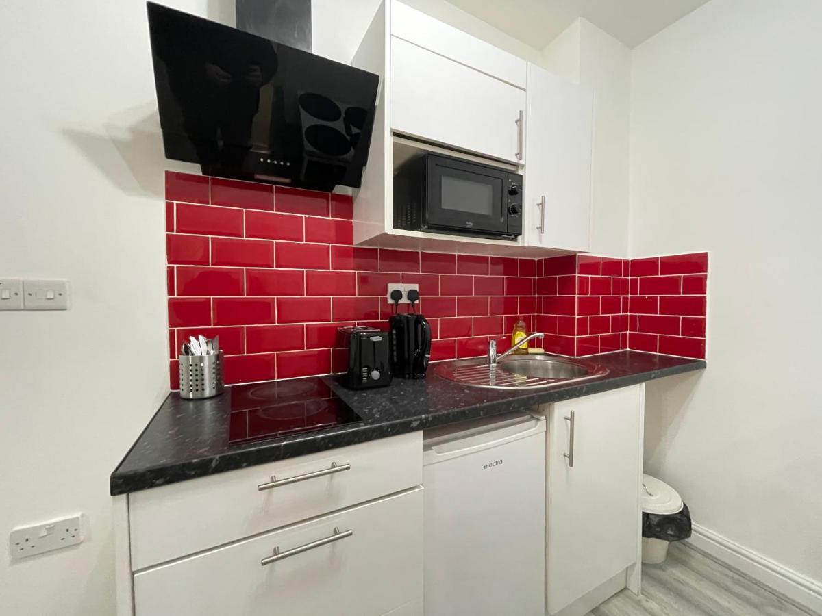 Comfortable - Cosy - Budget Studios In City Center London Exterior photo