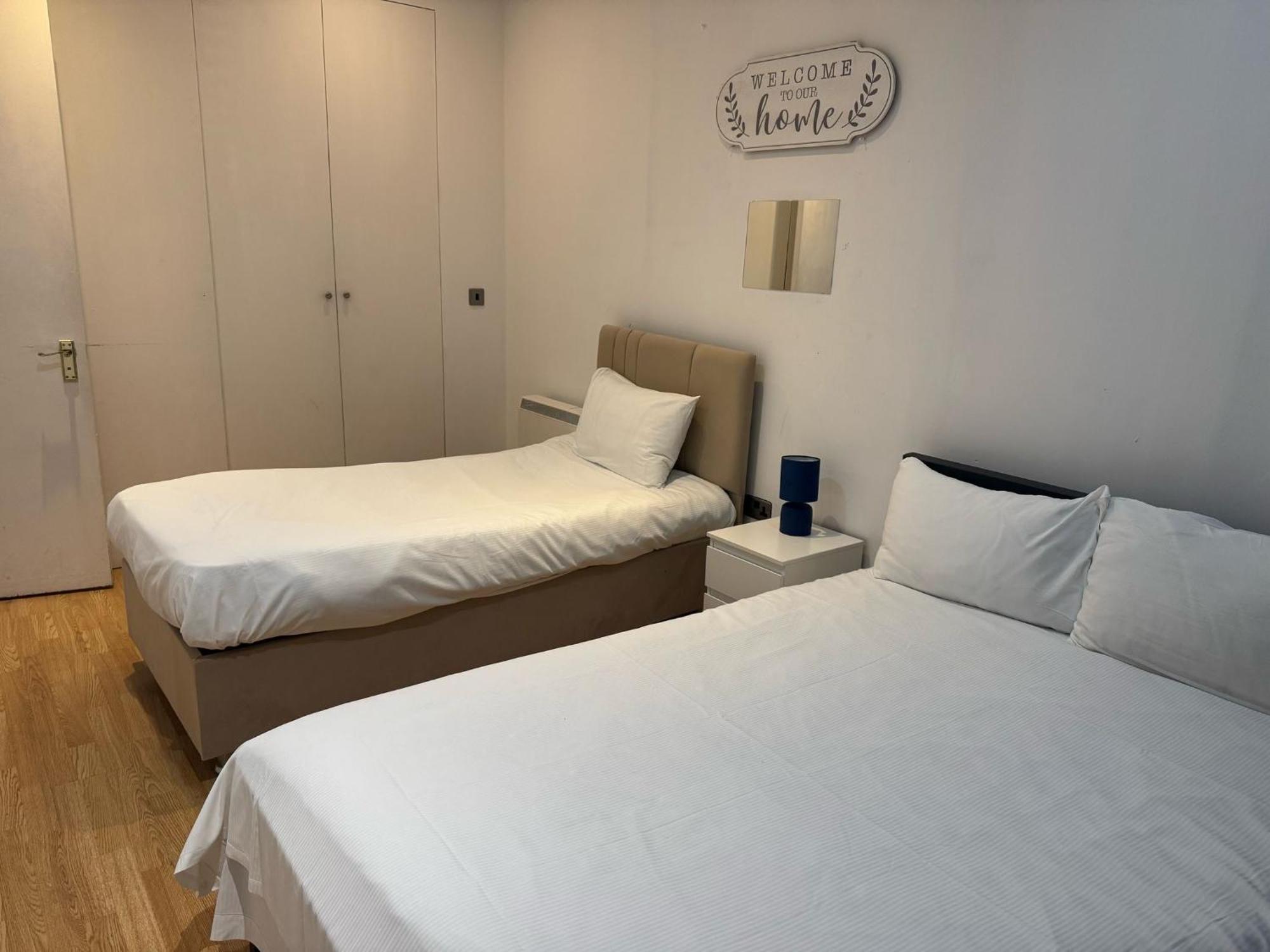 Comfortable - Cosy - Budget Studios In City Center London Exterior photo